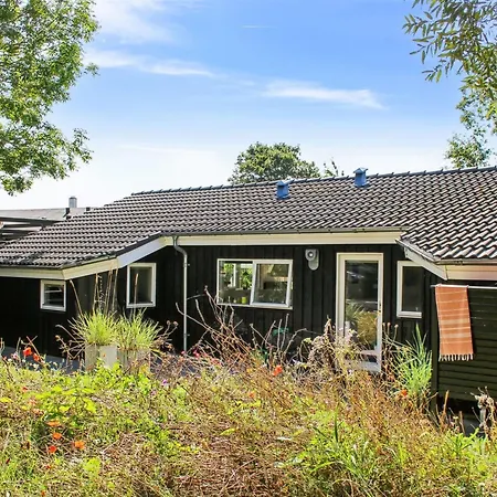 Prázdninový dům Lilla - 120m From The Sea By Interhome *