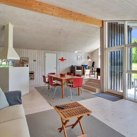 Prázdninový dům Lilla - 120m From The Sea By Interhome