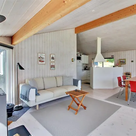 Lilla - 120m From The Sea By Interhome *